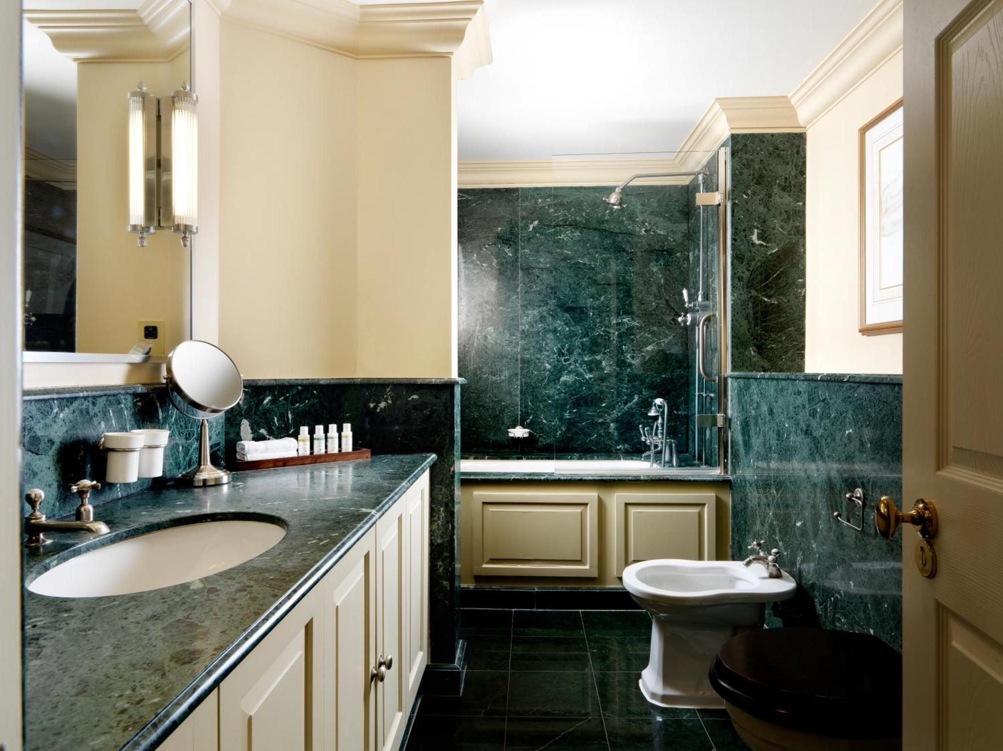The Vineyard Hotel & Spa Newbury  Eksteriør bilde